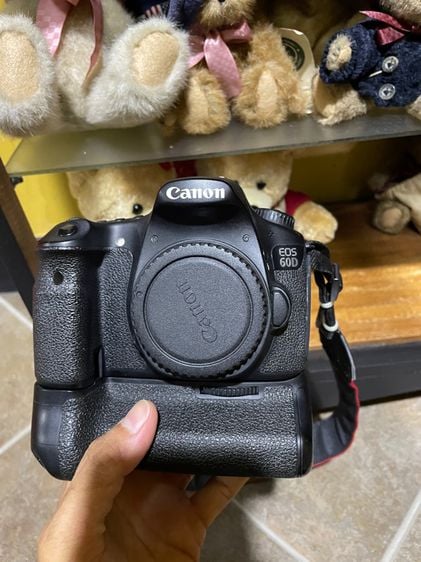 Canon กล้อง DSLR EOS 60DGRIPแท้18-135 มือ2