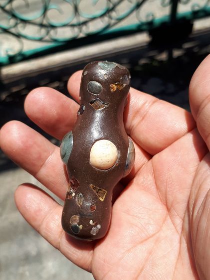 ตะกรุดโลกธาตุ ขนาดยาว 3 นิ้ว พระอาจารย์สมพร สำนักป่าพระธรรมญาณมุนี จ.นครปฐม ขนาดกำลังดี มีรูสำหรับแขวน ดอกใหญ่ ฝังแบบครบๆ ผิวเดิม สภาพสวยมาก รูปที่ 7