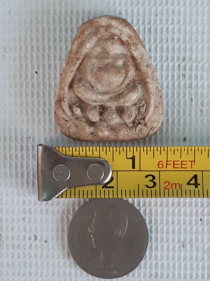 พระกรุวัดเงิน คลองเตย พิมพ์สังกัจจายน์ ไม่มีหู เนื้อผง สร้างยุครัตนโกสินทร์ตอนต้น พิมพ์คมชัด พระเนื้อจัด มีความแกร่งแน่น หนึกนุ่ม ผิวขององค์ รูปที่ 9