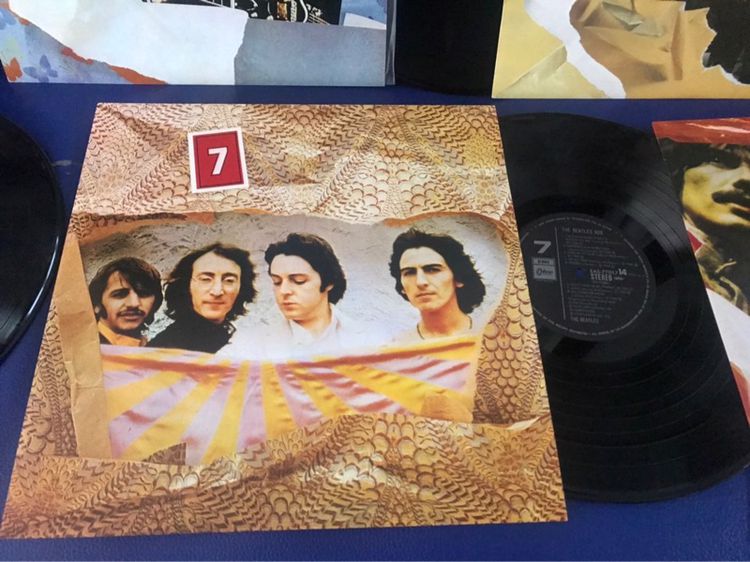 แผ่นเสียง The Beatles – The Beatles Box  รูปที่ 13