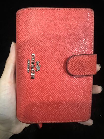 Coach Orange Color Short Wallet รูปที่ 2