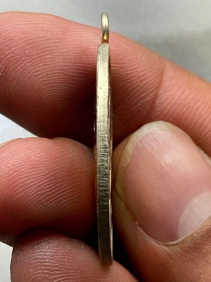 เหรียญหลวงพ่อดิ่งลงยา  รูปที่ 4