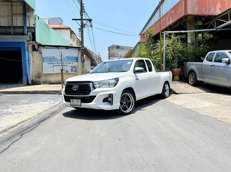 Toyota Hilux Revo 2019 2.4 Z Edition J Plus Pickup ดีเซล ไม่ติดแก๊ส เกียร์ธรรมดา ขาว รูปที่ 1
