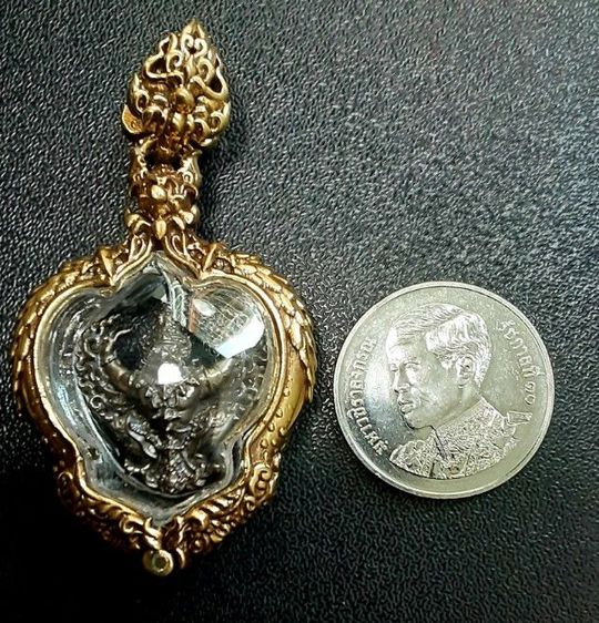 ครุฑครูบาอริยชาติ เลี่ยมพร้อมใช้ เนื้อบรอนซ์ กรอบบรอนซ์ รูปที่ 12