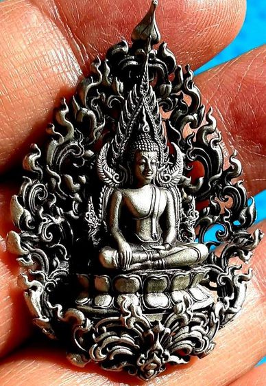 สมเด็จองค์ปฐม เนื้อเงินรมดำ สร้างน้อย ลายกนกสวยงามมาก หลวงพ่อเล็กปลุกเศก รูปที่ 12