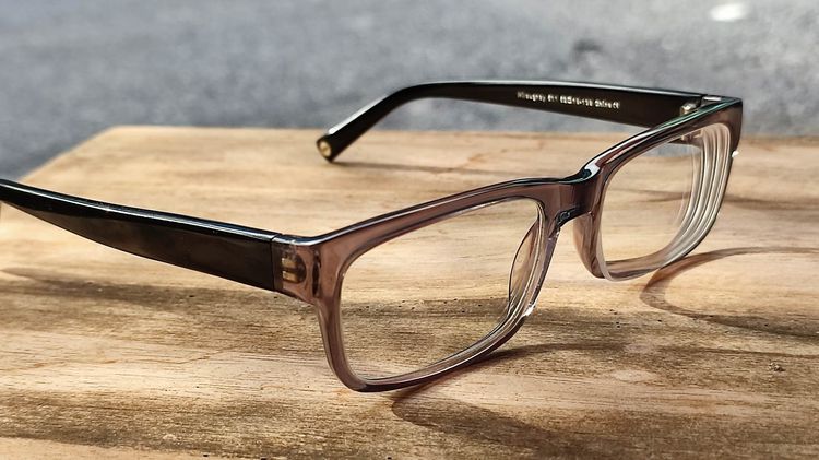 อื่นๆ แว่นสายตา Warby Parker Wiloughby 511 Crystal Gray size 52-18-138 mm Frames Blk Temples กรอบแว่นตาของแท้มือสอง งานทรงสวย สีสวย เอาไปเปลี่ยนเลนส์ตามสะดว