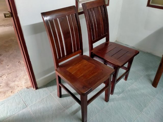 เก้าอี้ไม้แดง เก้าอี้โต๊ะอาหาร จากพม่า ตัวละ2พันบาท รูปที่ 4