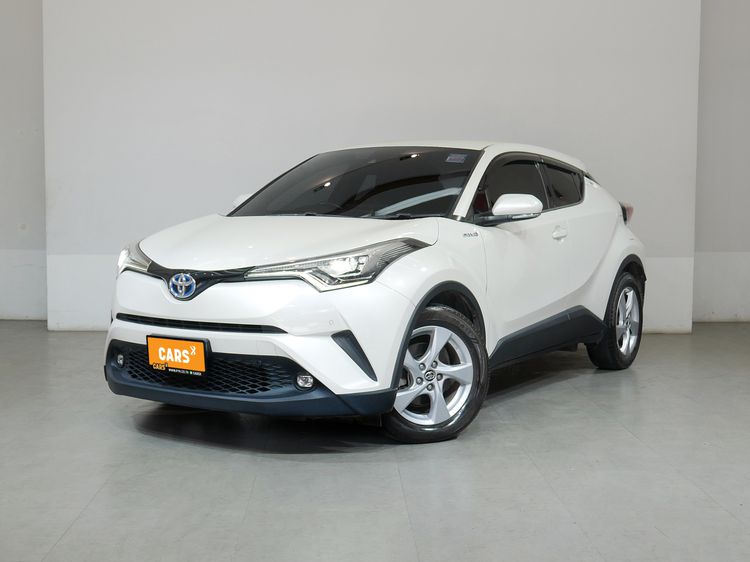 Toyota C-HR 2019 1.8 Mid Sedan ไฮบริด ไม่ติดแก๊ส เกียร์อัตโนมัติ ขาว