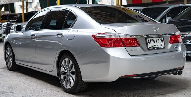 Honda Accord 2015 2.4 EL i-VTEC Sedan เบนซิน ไม่ติดแก๊ส เกียร์อัตโนมัติ บรอนซ์เงิน รูปที่ 3