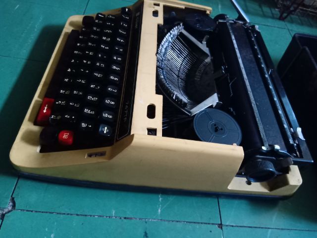 พิมพ์ดีดพกพา รูปที่ 9