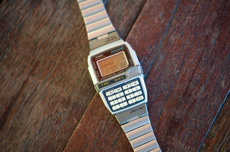 นาฬิกา Casio เครื่องคิดเลข
