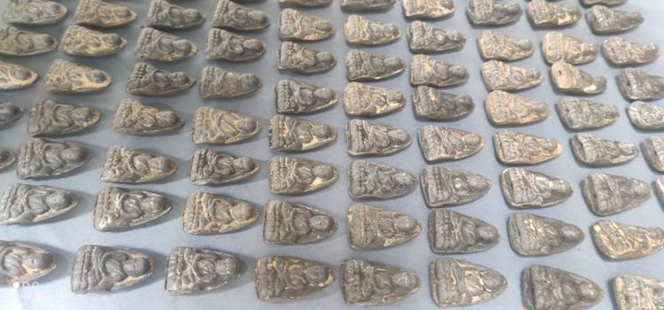 หลวงปู่ทวดวัดช้างให้ รุ่นแรก 100องค์ ราคาเหมาด่วน รูปที่ 8