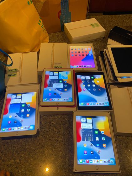 ขายiPadAir2สีดำและสีขาว64กิ๊กWifi Celluer ใส่ซิมได้ยกกล่องอีมี่ตรงสวยๆใช้งานดีถูกมากกก รูปที่ 13