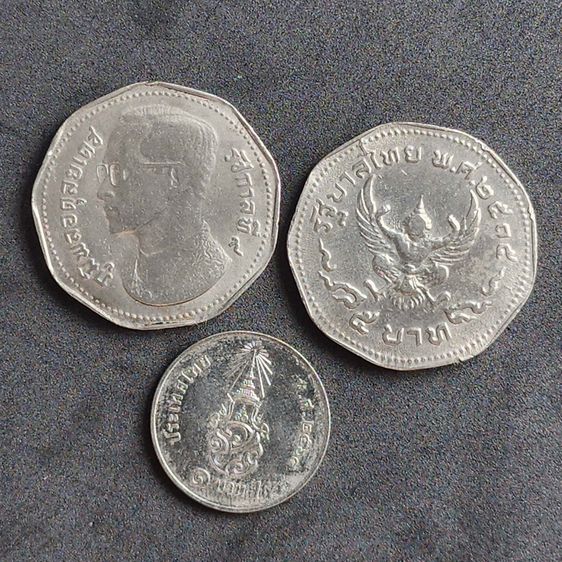 เหรียญ 5 บาท 9 เหลี่ยม หลังพระครุฑพ่าห์ 2515 ผ่านใช้ (เหรียญครุฑเก้าเหลี่ยม) คัดสวย รูปที่ 6