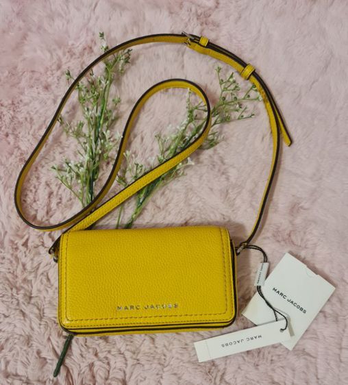 💢New💢Marc Jacobs Groove Leather Mini Crossbody Bag Kaidee