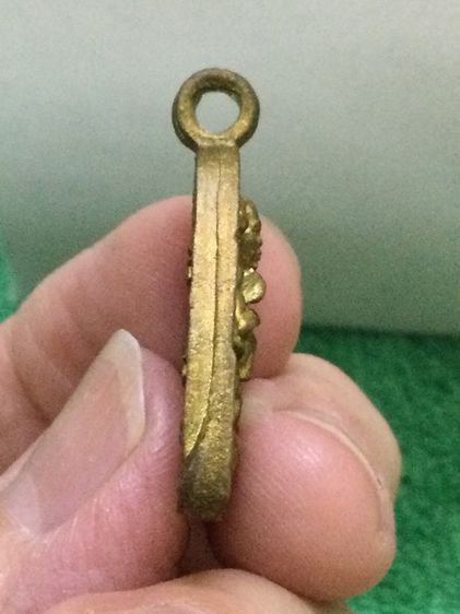 หลวงพ่อคูณ วัดบ้านไร่ รุ่น จอบเงิน 100 ล้าน รูปที่ 3