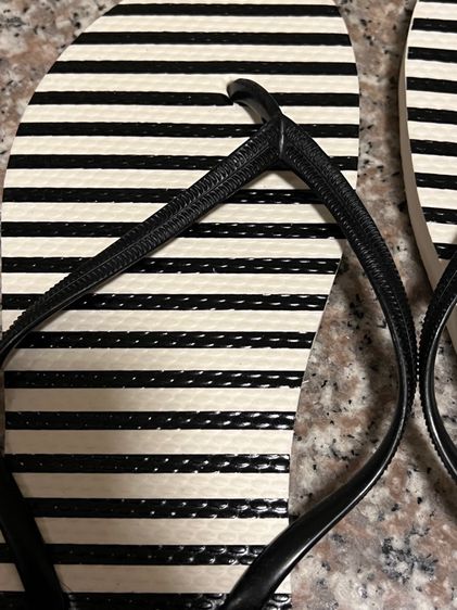 รองเท้าแตะ old navy  รูปที่ 6