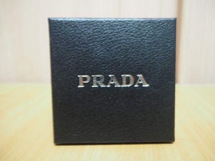 กล่อง PRADA แท้ รูปที่ 1