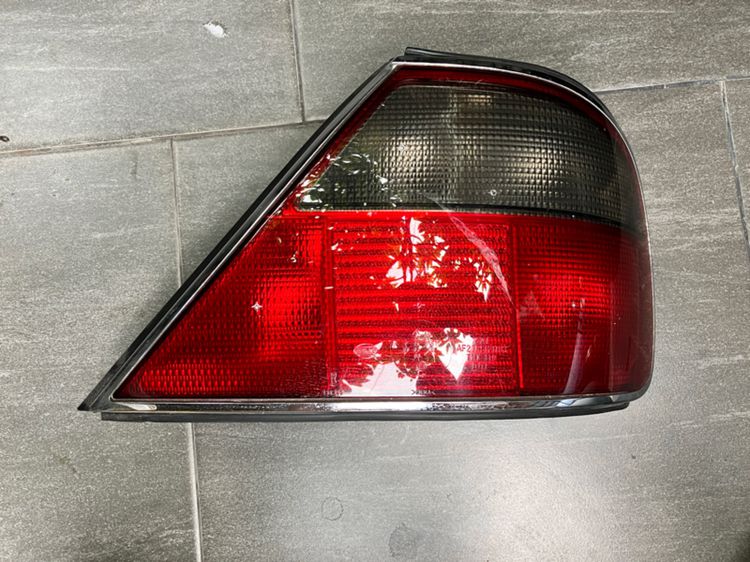 กระจังหน้า ไฟท้าย Jaguar X300 XJ6 ของแท้ มือสอง สภาพดีทั้ง 2 อัน รูปที่ 15