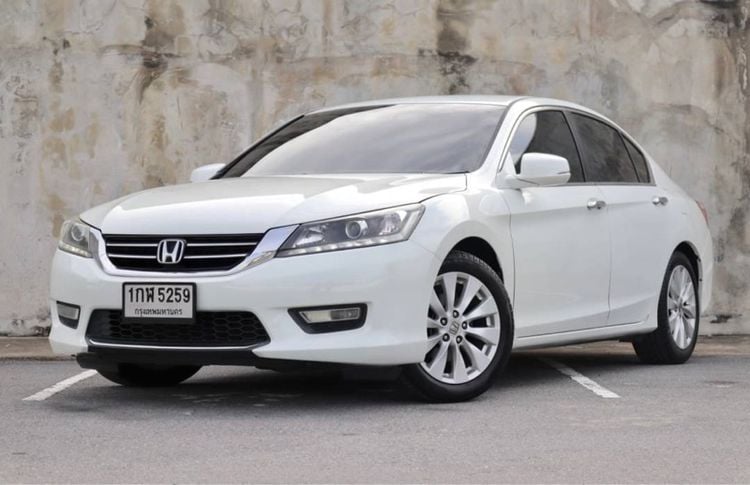 Honda Accord 2013 2.0 EL i-VTEC Sedan เบนซิน ไม่ติดแก๊ส เกียร์อัตโนมัติ ขาว