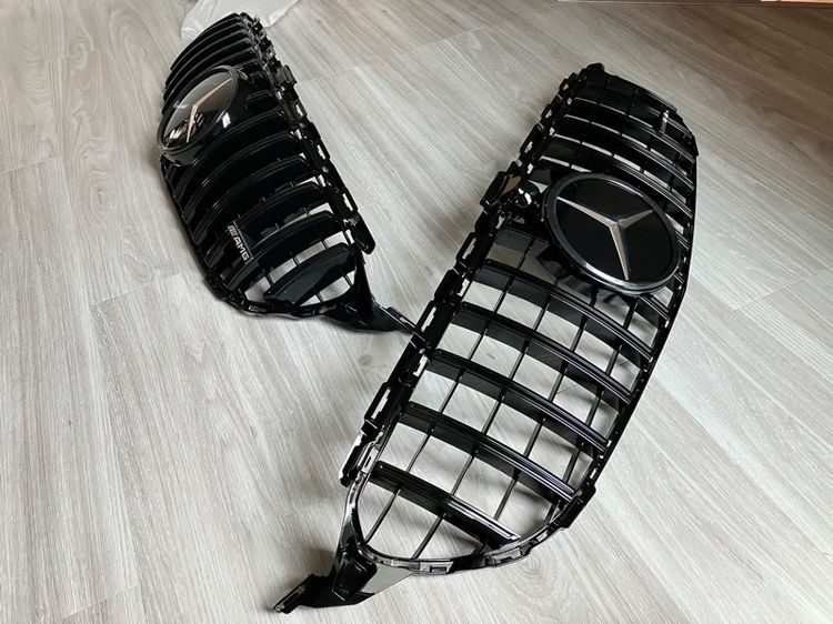 กระจังหน้า ดำล้วน Benz W205 AMG GT C Class Coupe และ Sedan รูปที่ 5