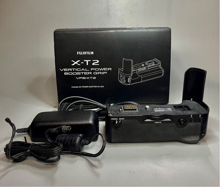 Fujifilm Battery Grip VPB XT2 ประกันศูนย์ ของแท้ ยกกล่อง สภาพดีมาก ยังไม่ได้ใช้งาน