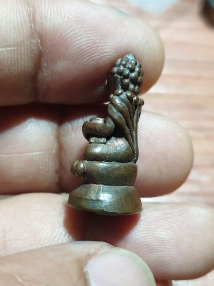 พระกริ่งตั๊กแตนหลวงพ่อตัด ปี 52 เนื้อทองแดง รูปที่ 4