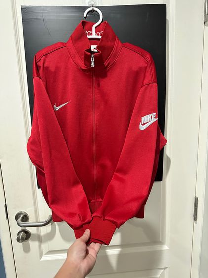 เสื้อวอร์มสีแดง แบรนด์ Nike vintage  รูปที่ 8