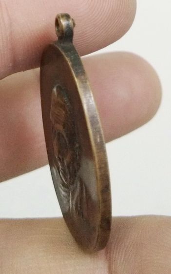 0032-เหรียญหลวงปู่สี วัดถ้ำเขาบุญนาค หลังยันต์สาม เนื้อทองแดงเก่า รูปที่ 7