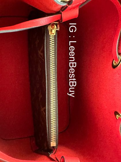 กระเป๋า Louis Vuitton Neonoe Red Monogram รูปที่ 10