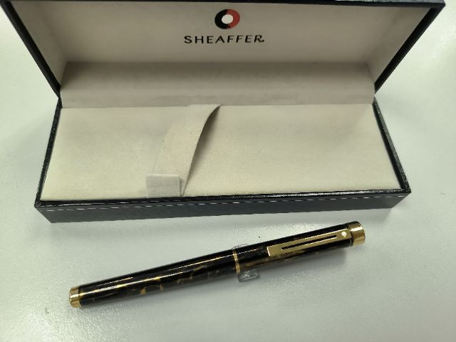 ปากกาหมึกซึม Sheaffer targa 1044 หัว 14 k Size  F ด้ามลายทอง รูปที่ 3
