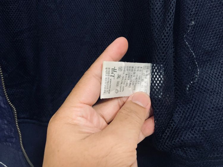 เสื้อแจ็คเก็ตแขนยาว แท้ 💯HYSTERIC size L ขนาด อก 21.5 ยาว 26.5 สภาพดีมาก ผ้าร่มบางมีซัปใน สกีนเต็มด้านหลังสีกรมเข้มดีเทลสวยหายาก รูปที่ 10