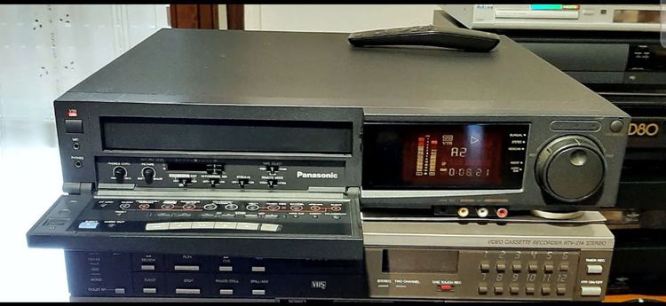 ต้องการซื้อ Panasonic Video Cassette Recorder NV-F70, NV-H65 (เครื่องเล่นวีดีโอเทป) รูปที่ 4