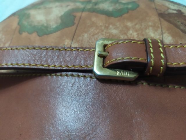 กระเป๋าสะพาย alviero martini สวย รูปที่ 6