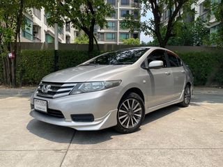 ปี 2013 Honda City 1.5 GNG  เจ้าของเดียว ❤️เปลี่ยนเป็น LPGแล้ว
