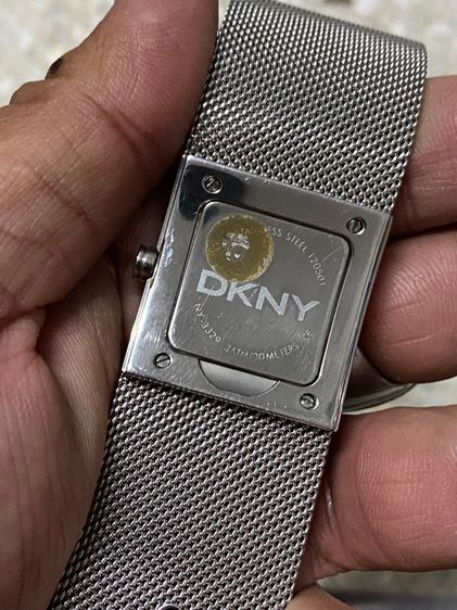 นาฬิกายี่ห้อ DKNY  ของแท้มือสอง มีกล่อง 950฿ รูปที่ 2