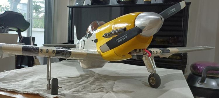 ของเล่นบังคับวิทยุ โดรน เครื่องบินบังคับRC war bird(wood) รุ่น P51-Mustang Kyusho(Japan)wing1.6m 4stroke fuel engine OS-FS-70 พร้อมบิน ของสะสม หายาก ราคาพิเศษ
