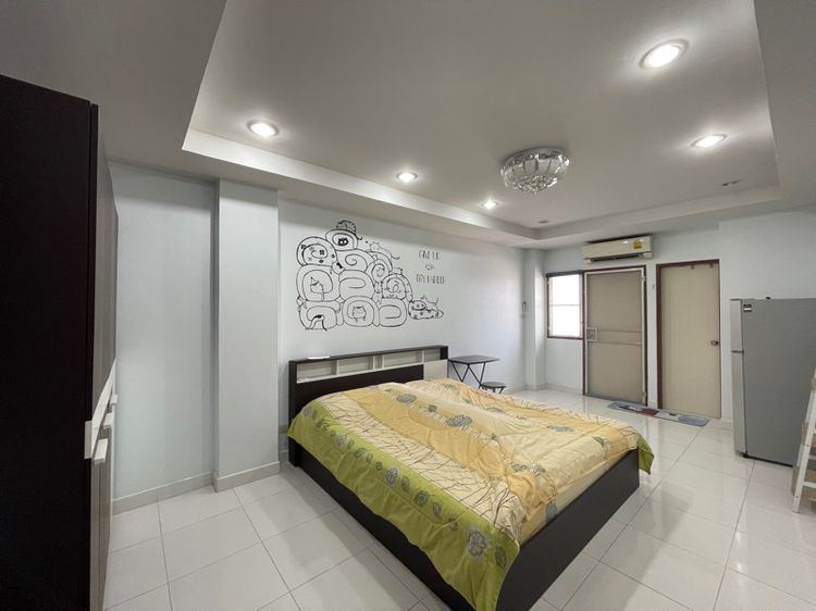 ตกแต่งครบ ไม่อนุญาต ใช่ คอนโด (โลตัสคอนโดทาวน์) ริมถนนแจ้งวัฒนะ รูปที่ 2