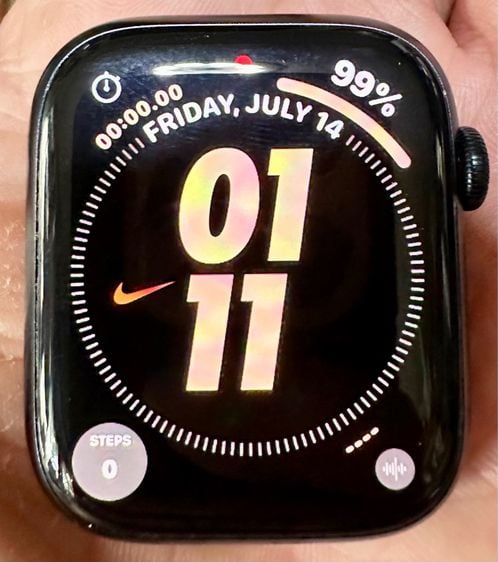 ดำ Apple Watch 7 NIKE 45 มม. ศูนย์ไทย อุปกรณ์แท้ ครบ ตางกล่อง