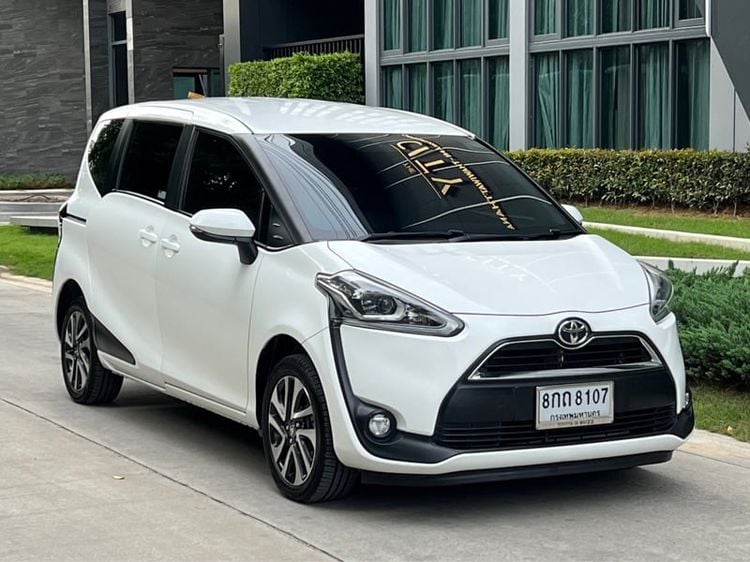 Toyota Sienta 2018 1.5 V Sedan ดีเซล ไม่ติดแก๊ส เกียร์อัตโนมัติ ขาว