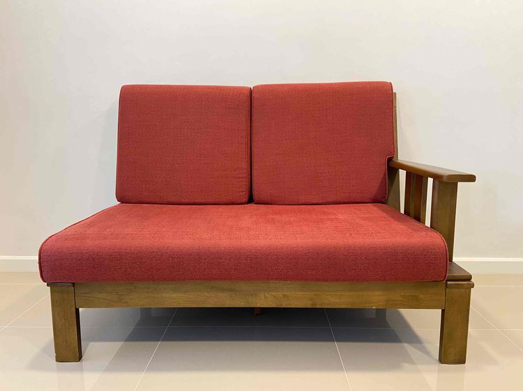 แดง 2 ที่นั่ง ขายโซฟาไม้ แท้ จากแบรนด์ APINA Furniture