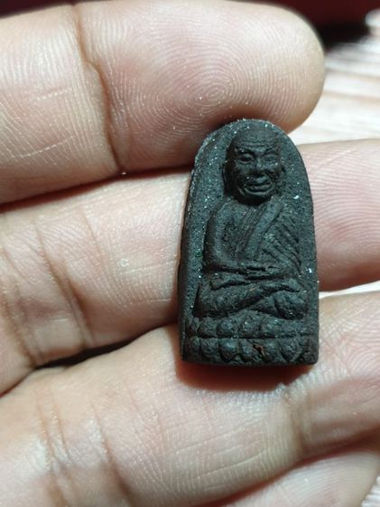 หลวงปู่ทวด สก.พิมพ์พระรอด เนื้อว่าน(คลุกรัก) ปี2544 วัดห้วยมงคล มวลสารจัด

ปลุกเสกวัดพระแก้วพิธีใหญ่ รับประกันพระแท้สวยแชมป์โลก  รูปที่ 7