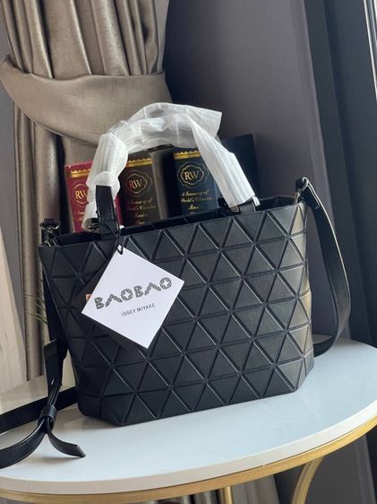 กระเป๋าสะพาย Bao Bao 10“ รูปที่ 2