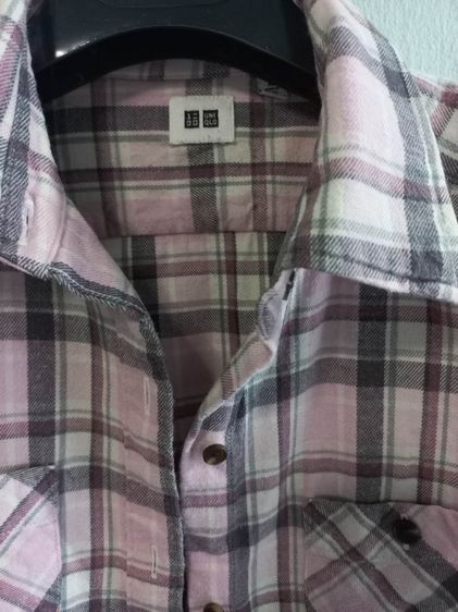 🌈เสื้อเชิ้ตแขนยาว เสื้อเชิ้ตลายสก็อต แบรนด์ Uniqlo(ยูนิโคล่)❗️แบรนด์แท้100🪧ผู้นำแฟชั่นรู้จักกันดีกับแบรนด์คุณภาพ👉✨️แบรนด์ดัง💥🛒🛍 รูปที่ 5