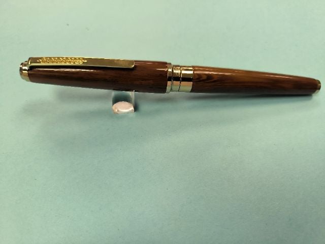  ปากกาหมึกซึม Sailor tagayasan ironwood fountainpen หัว 18k สภาพสวย หายาก