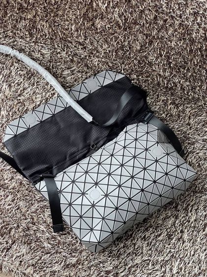 กระเป๋าสะพาย Bao Bao 12.5"  รูปที่ 6