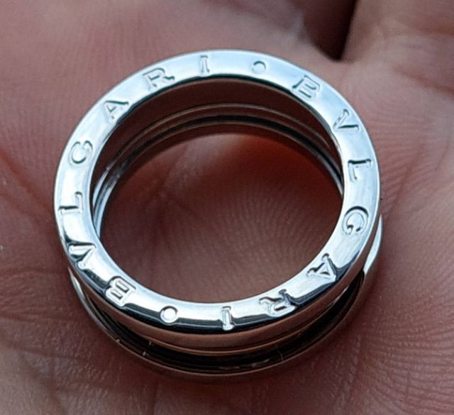 แหวนทองคำขาวแท้ 18KT750 ยี่ห้อ BVLGARI อิตาลี สภาพใหม่มาก รูปที่ 2