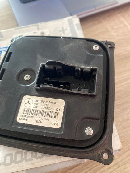 กล่องควบคุมไฟหน้าซีน็อน benz C-Class w204 2012-2014 รูปที่ 2