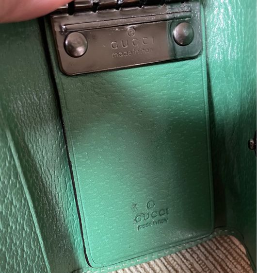 Gucci GG canvas key holder ของแท้ รูปที่ 9