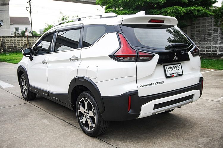 Mitsubishi Xpander 2020 1.5 Cross Utility-car เบนซิน ไม่ติดแก๊ส เกียร์อัตโนมัติ ขาว รูปที่ 4
